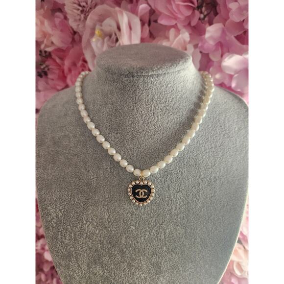 Repurposed designer button with real freshwater pearls - Picture 1 of 5